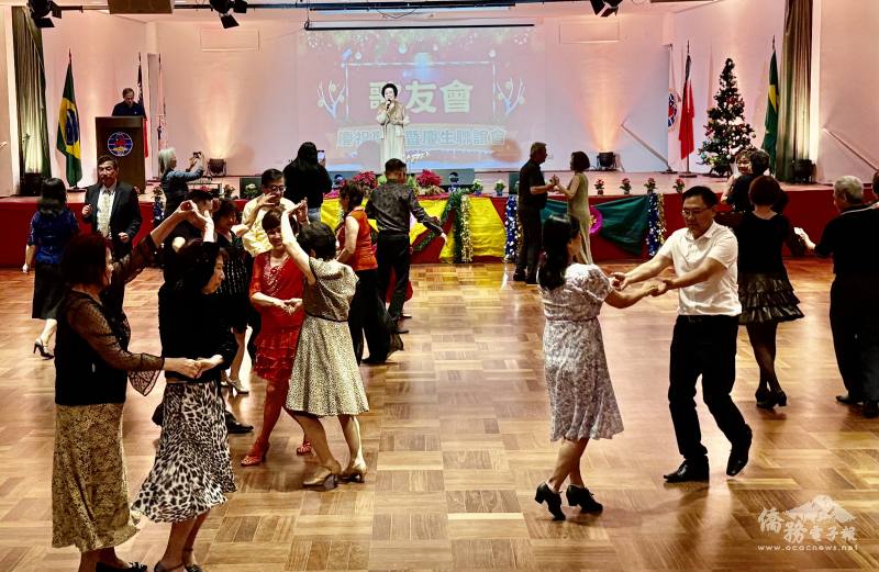 活動歌唱、跳舞現場實況