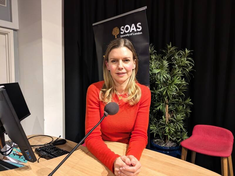 紀錄片「看不見的國家」導演、來自美國的葛靜文近日在倫敦接受中央社採訪時提到，中國國家主席習近平該放下身段、「放過自己」，讓台灣「做自己」，他不會因此失去中國與台灣之間任何經濟或文化關係。