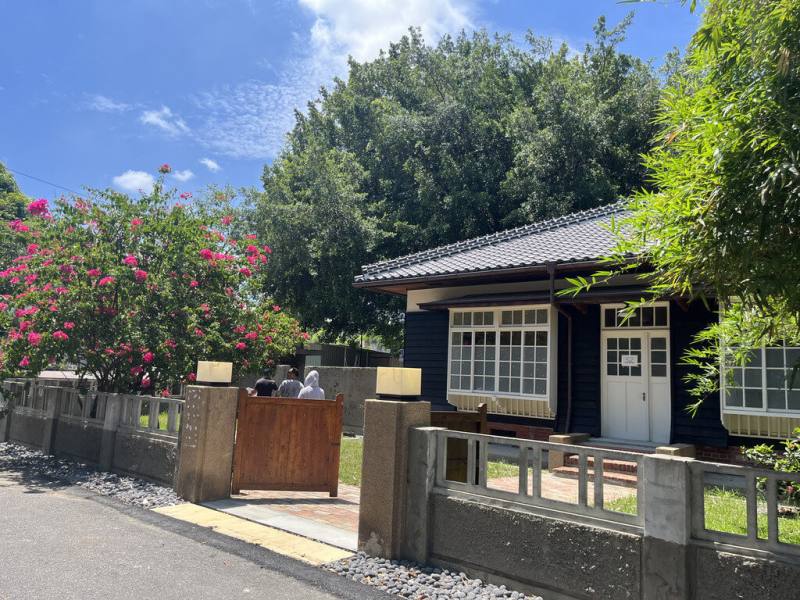 台南市定古蹟「原日軍步兵第二聯隊官舍群」南、北館新建工程預定114年底完工，部份古蹟屋舍及南、北館將委外營運。圖為原日軍步兵第二聯隊官舍群。（台南市政府提供）