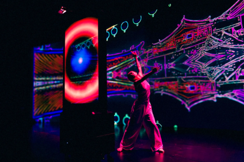 工研院文化科技計畫獲得2025亞太資通訊科技應用獎（ASOCIO Award），其中自2018年起推動科技藝術轉譯工程，整合智慧透明顯示器、即時舞者動態偵測技術、自動化機械系統，將科研能量轉化為具文化價值的創新應用