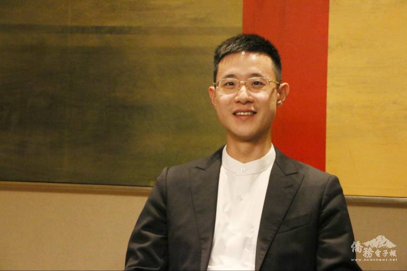 陳右南創立緬甸第一所加拿大國際學校，榮獲2025年全球青商潛力之星