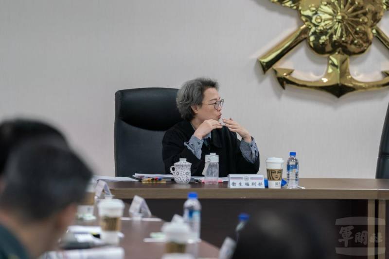 衛生福利部心理健康司鄭淑心副司長針對國軍心理衛生工作提出建言。（軍聞社記者李恬恬攝）
