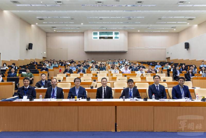 國防大學國際與國防事務學院舉行「2025年第15屆跨國戰略社群危機決策競賽」。（青年日報提供）