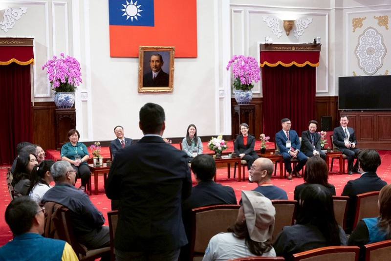 副總統接見「114年環境教育機構及設施場所評鑑優異單位、114年績優環境教育人員」