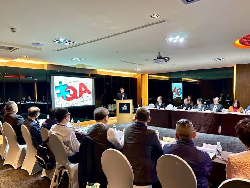 海峽交流基金會（海基會）4日舉行「台商財經法律顧問會議」，計有20多名財經、法律顧問與會。（海基會提供）