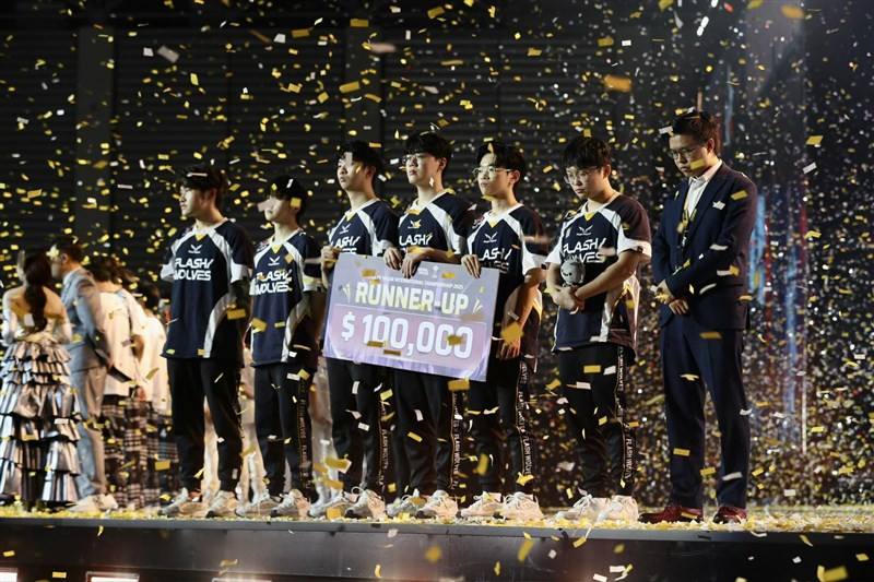 Photo from Flash Wolves' Facebook page