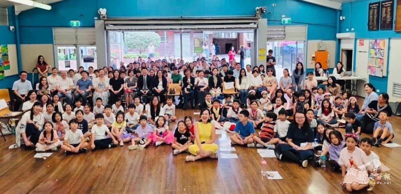 嘉賓及家長、師生合影
