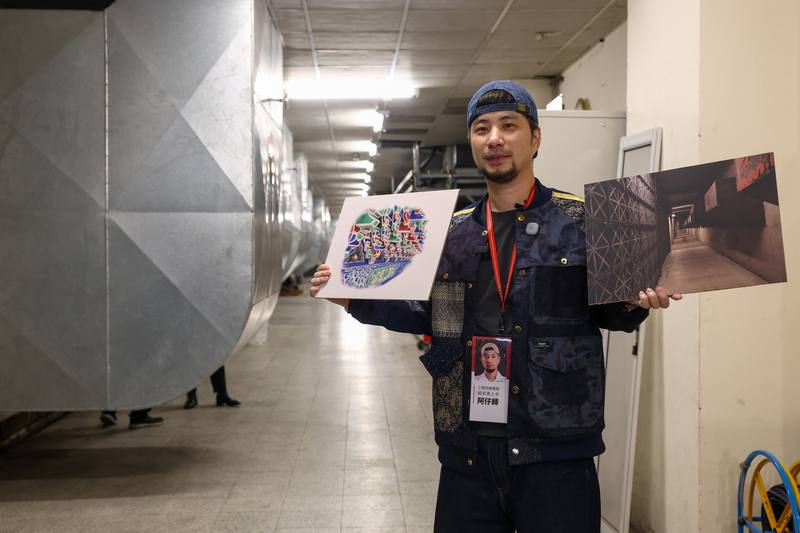 「好事度量」特展8日邀請YouTuber超認真少年（圖），化身「一日機電組員」，帶領貴賓走進平時不對外開放的場館機電機房，實地導覽劇場幕後的能源運作