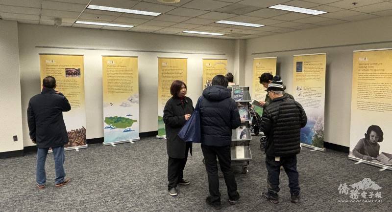 安娜堡市立圖書館「臺灣文學展：閱讀臺灣」展覽專區