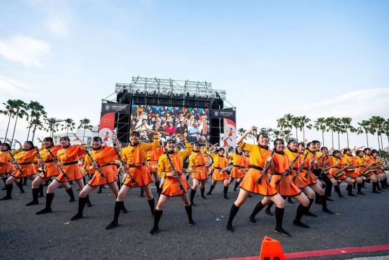日本京都橘高校吹奏樂部將來台與屏東女中、美和科技大學及南榮國中等3校進行管樂交流，20日將在屏東縣立田徑場熱情演出，活動免費入場。（中華文化總會提供）