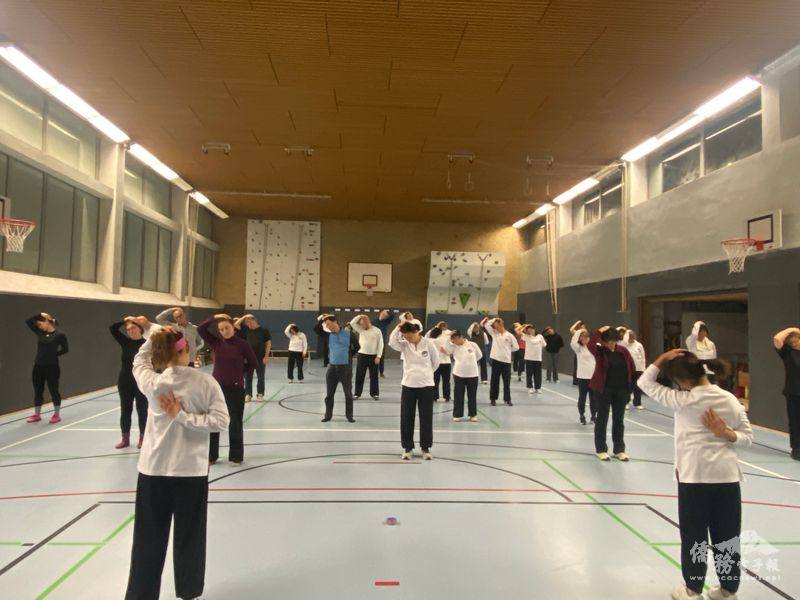 團練合一回春養生功守護自身的健康