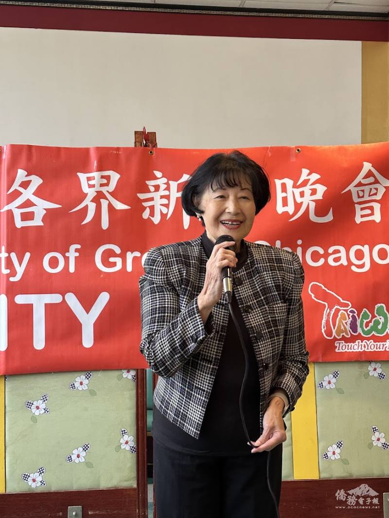 UNITY2026 總幹事徐曙明致詞歡迎大家參與晚會，迎接馬年。