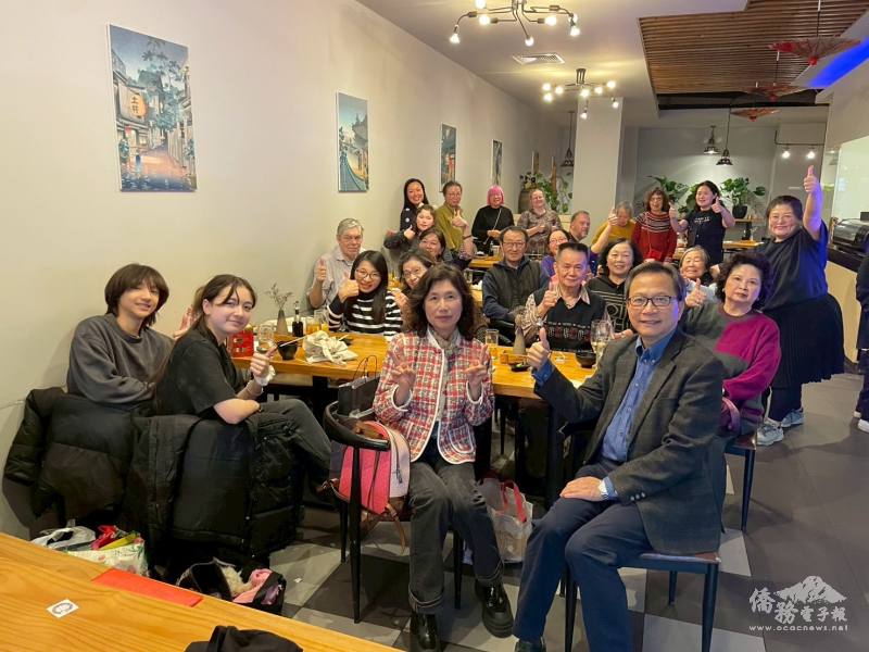 會員朋友及家屬聚餐歡喜過聖誕