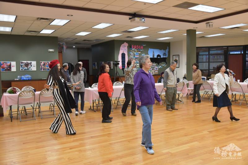 現場帶動共舞探戈舞曲