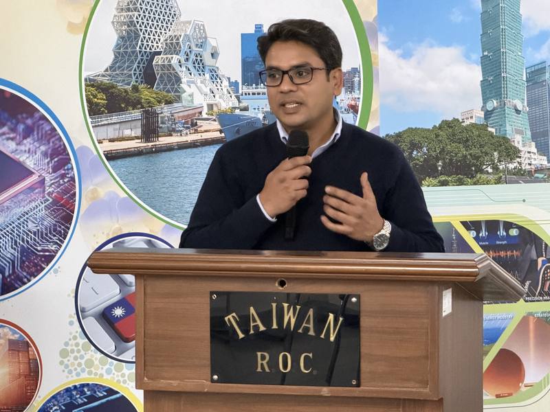 2024年獲台灣獎助金，前往台灣研究的古普塔（Rishi Gupta，如圖）獲駐印度代表處邀請，分享他到台灣研究的經驗。