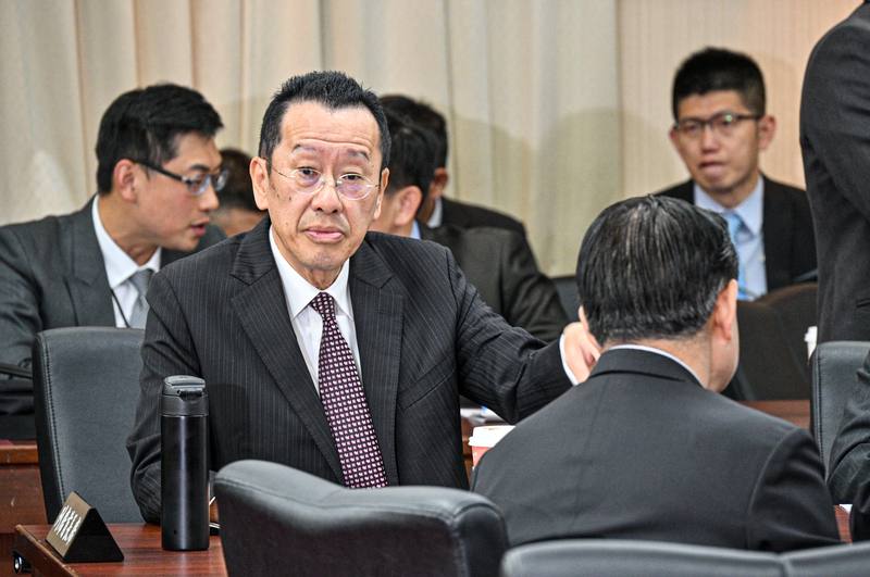 Defense Minister Wellington Koo (center). CNA file photo