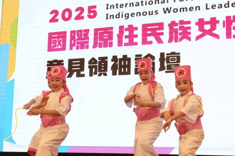 開場演出-舞踊集団 花やから （Hanayakara）