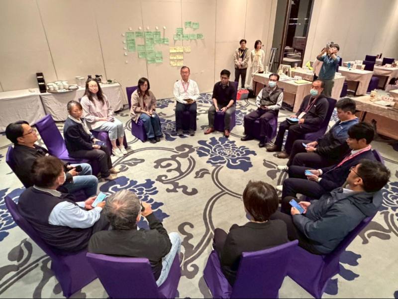 簡菲莉校長以「欣賞式探詢」的方式，帶領校長們進行課程