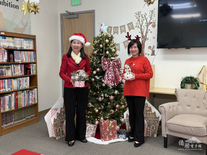 莊雅淑與陳紫雯合影