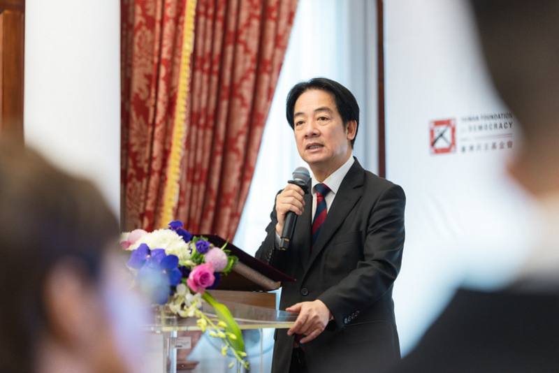 President Lai addresses the 2025 Asia Democracy and Human Rights Award ceremony.
