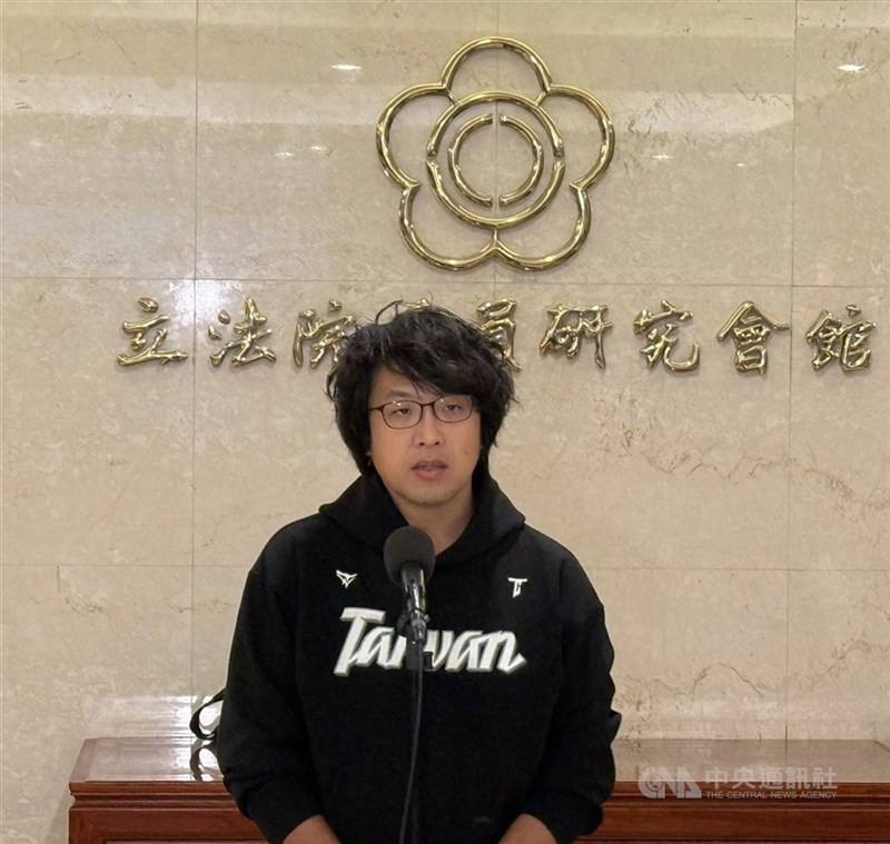 DPP Legislator Puma Shen (CNA file photo)