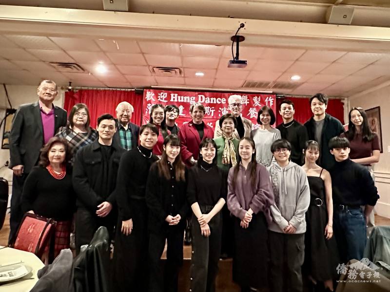 貴賓及演出人員合影