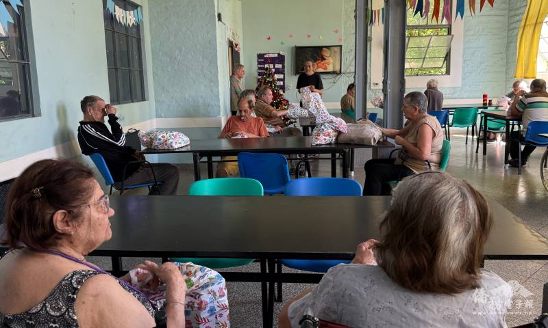 養老院長者感謝臺灣僑胞的愛心