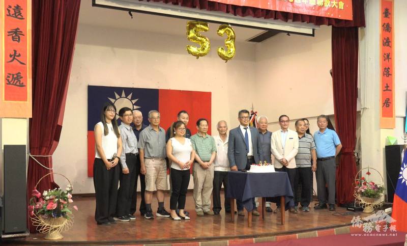 臺灣僑民聯合會第27屆理監事上臺感謝會員支持