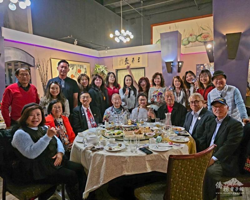 會員相聚交換商場心得聯繫情感