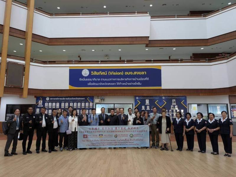 泰國南部洪災重建工作正持續進行，泰華各界四大僑團，包括泰國中華會館、泰國台灣會館、泰國台灣商會聯合總會及華僑協會共同為泰南洪災發起的募捐，總共獲得善款約564萬泰銖（約新台幣563萬元）。（駐泰代表處提供）