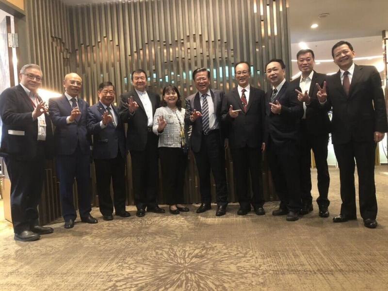 台港經濟文化合作策進會（策進會）17日召開經濟合作委員會（經合會）年度委員會議，指台港經貿關係密切，人員往來頻繁。（台港經濟文化合作策進會提供）