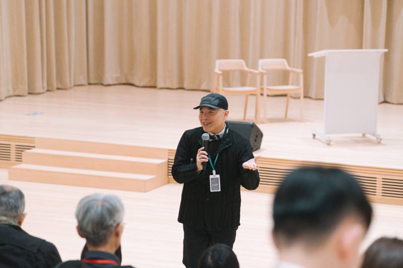 美感與設計課程創新計畫主持人曾成德教授致詞