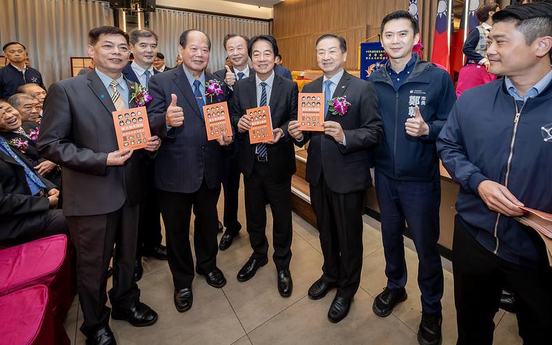 總統出席後憲聯誼會會長交接典禮，盼強化防災救援能力成為社會最堅實的安全網