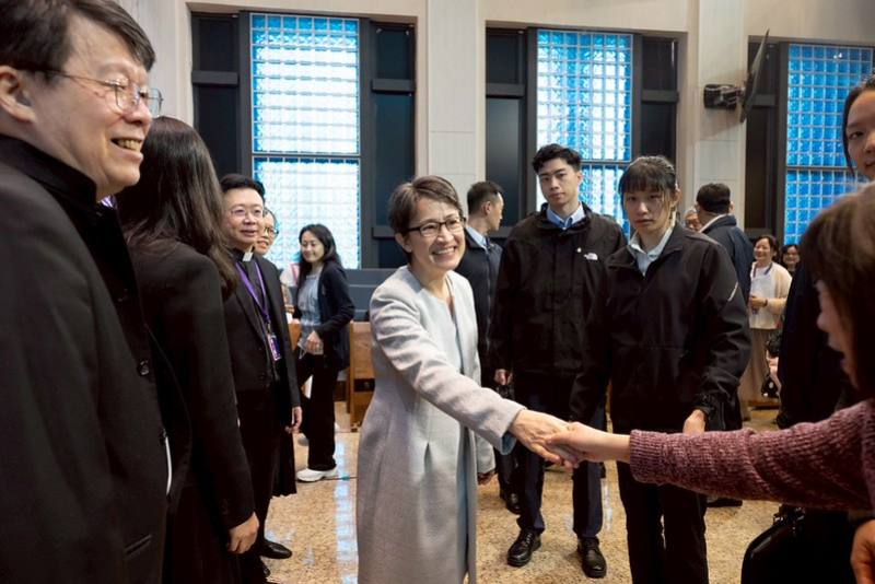 蕭美琴副總統21日上午出席「台灣基督長老教會大安教會聖誕讚美聯合禮拜」