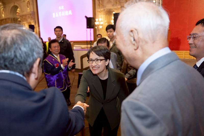 蕭美琴副總統23日午間出席「新北市進出口商業同業公會第五屆理監事就職典禮暨年終感恩餐會」