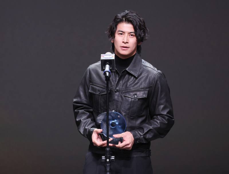 114年體育運動精英獎24日在台北舉行頒獎典禮，2024年世界12強棒球賽台灣隊隊長陳傑憲（圖）拿下本屆得最佳男運動員獎，他致詞時特別感謝隊友力挺，讓自己有機會得獎