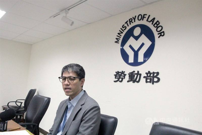 MOL official Su Yu-kuo. CNA photo Dec. 24, 2025