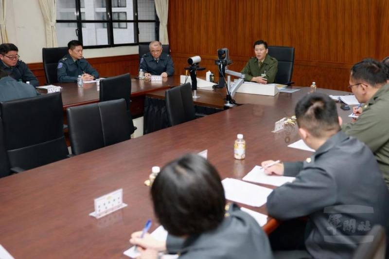 後備指揮部副指揮官馬少將26日主持管制會議。（後備部提供）