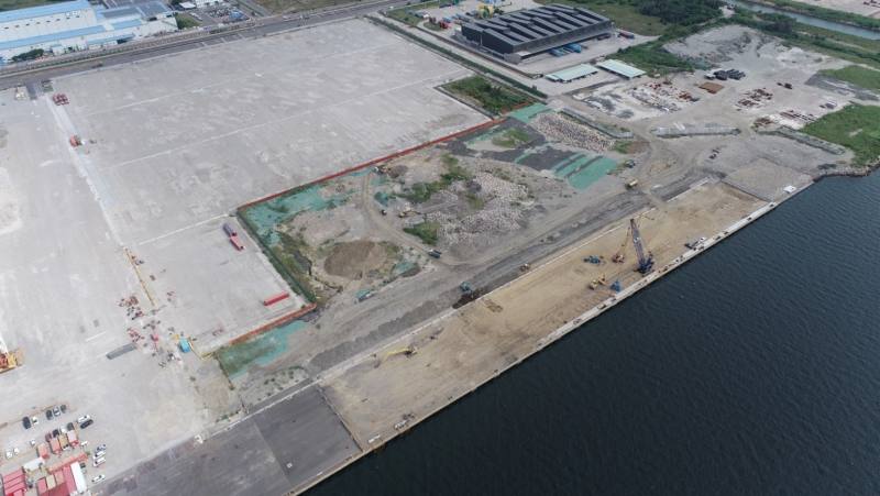 Engineering / construction work progress at Port of Taichung Wharf No. 38