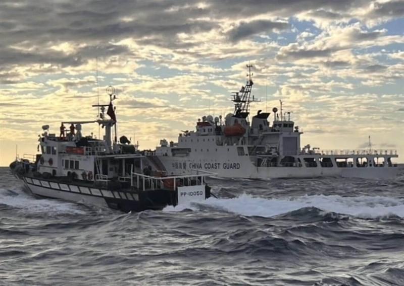 A Taiwanese Coast Guard Administration vessel shadows a Chinese Coast Guard vessel in the waters near Taiwan. Photo courtesy of the Coast Guard Administration