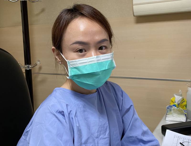 一名60餘歲婦人日前參加喪禮時短暫失憶2小時，經員榮醫院神經內科醫師陳彥秀（圖）診斷為情緒太激動，腦中風所造成，後續給予藥物防止其再度中風。（員榮醫院提供）