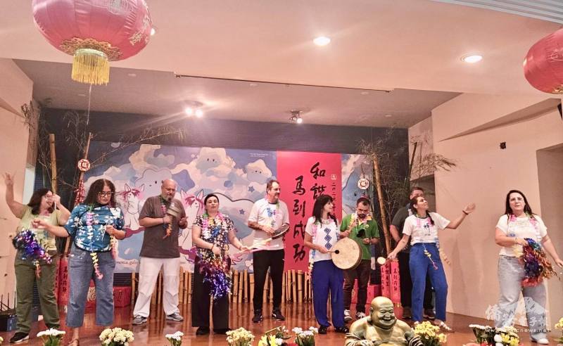 樂團演奏現場實況