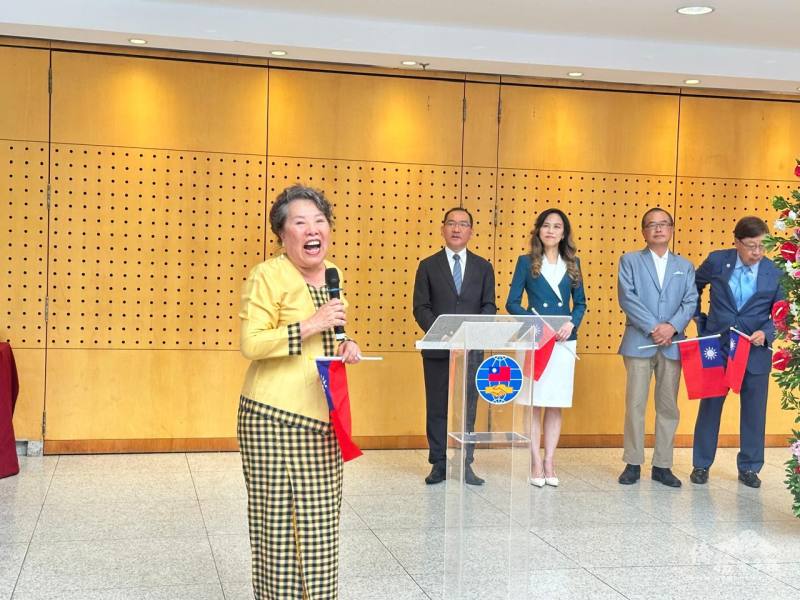 聖保羅中華會館理事長斯碧瑤致詞