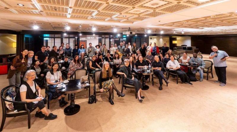 加拿大表演藝術協會2025年10月派出17人大型訪問團到台灣兩廳院深度交流，體驗台灣當代表演藝術的多元樣貌。（加拿大表演藝術協會提供）