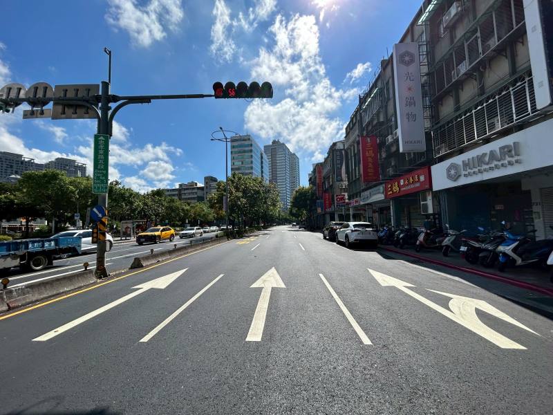 Provincial Highway 5 Zhongxiao East Road Section 5 pavement maintenance results