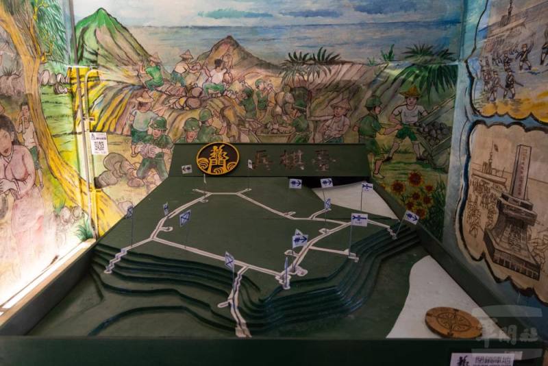 陣地內設置兵棋室。（軍聞社記者吳柏融攝）