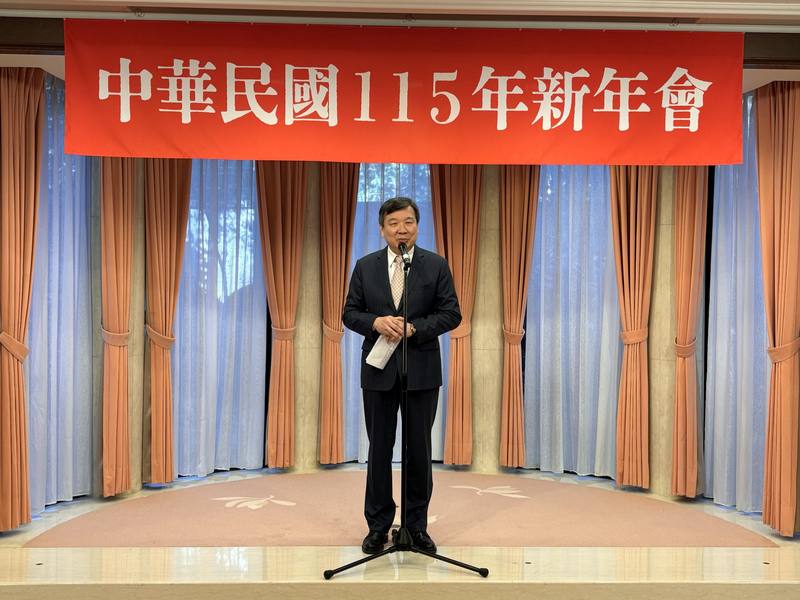 駐日代表處6日舉辦新年會，駐日代表李逸洋致詞指出，過去一年台日關係取得前所未有的重大進展，不僅在政治交流、外交互動及民間往來等層面創下多項歷史紀錄，也為雙方未來的深化合作奠定穩固基礎。