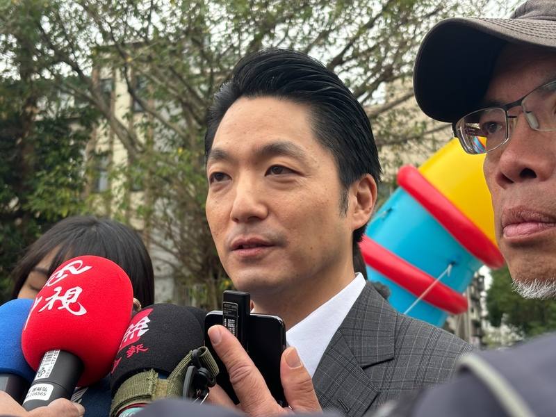 台北市長蔣萬安（左）7日表示，輝達（NVIDIA）執行長黃仁勳預計月底來台，將再次邀請參加北投士林科技園區T17、18基地設定地上權的簽約儀式