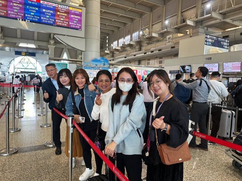 為深化屏東觀光品牌在東南亞市場能見度，屏東縣政府11日前往泰國展開行銷考察與觀光推廣活動，並拜會當地重要旅行社及主力組團業者。（屏東縣政府提供）