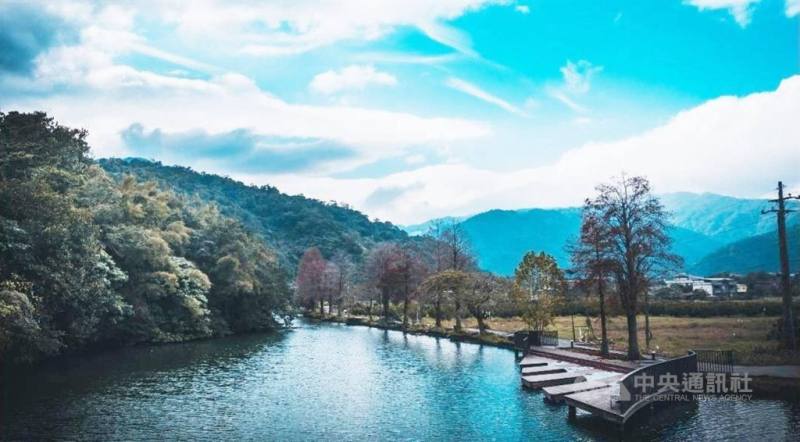 觀光發展基金收入增，債務全還清；圖為宜蘭員山鄉大湖風景特定區。（中央社檔案照片）